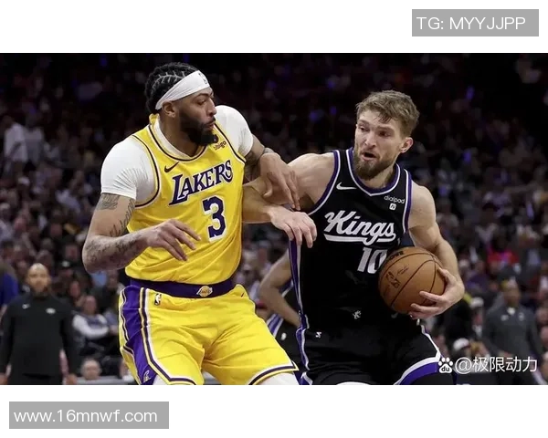 2001年湖人与国王的经典对决回顾与分析