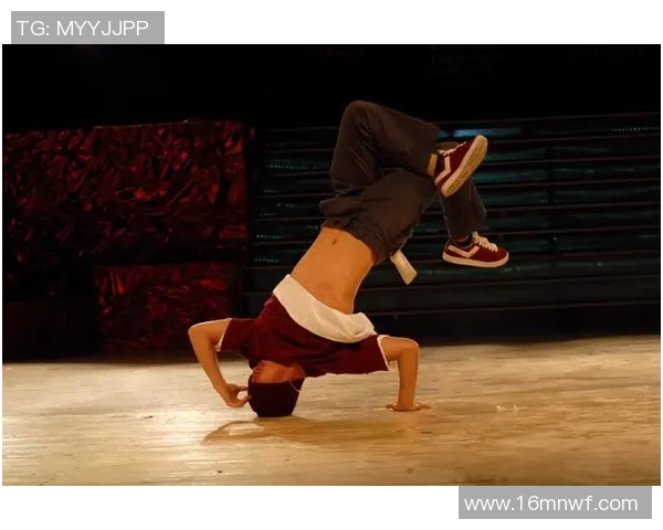 街舞纪实：见证成都街舞队从传统到现代的华丽转身与成长之路